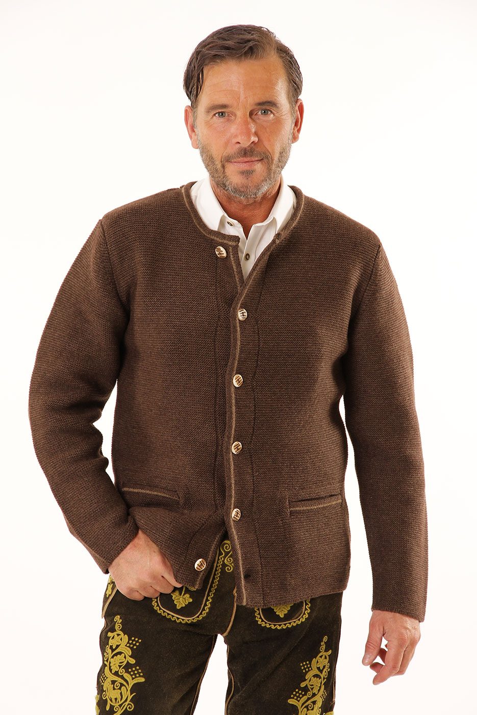 Trachten-Strickjacke Magnus in braun