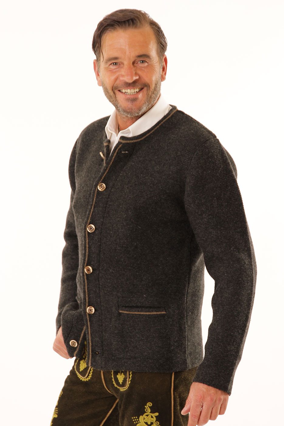 Alternative view of Trachten-Strickjacke Magnus in anthrazit