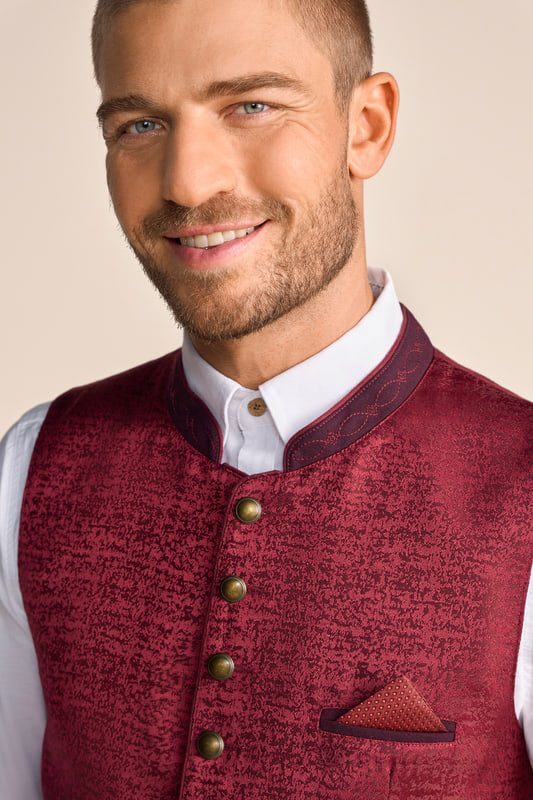 Alternative view of Trachtenweste Aiden