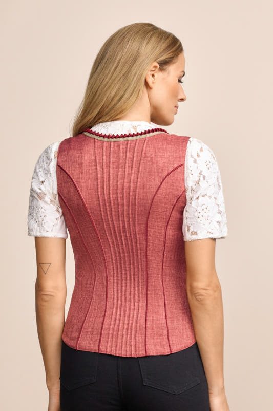 Alternative view of Trachtenmieder Susetta