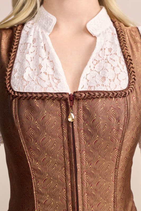 Alternative view of Trachtenmieder Tamika