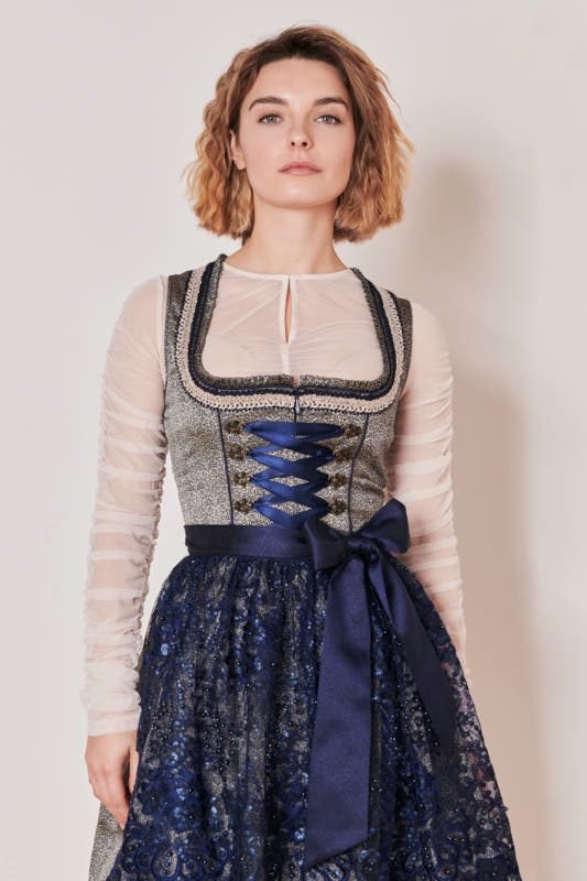 Alternative view of Dirndl Isi (60cm)