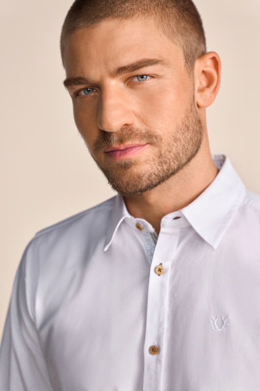 Alternative view of Trachtenhemd Juri