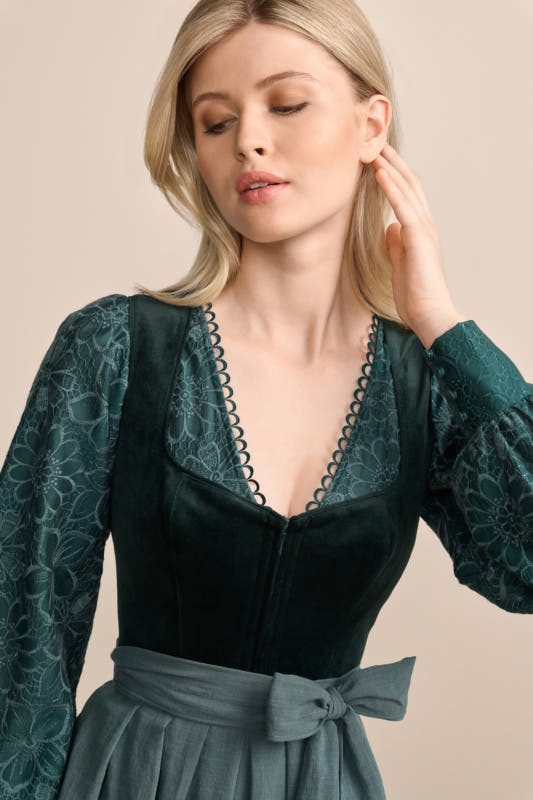 Alternative view of Dirndl Valera (60cm)