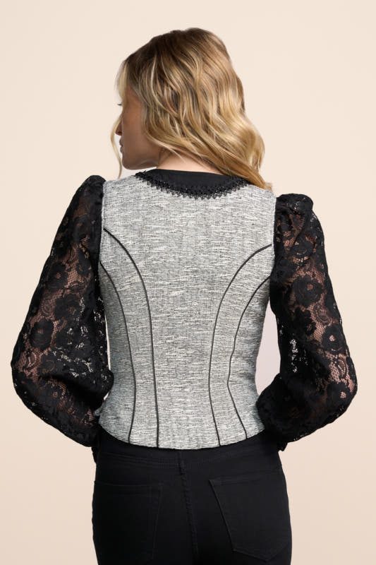 Alternative view of Trachtenmieder Vaelora