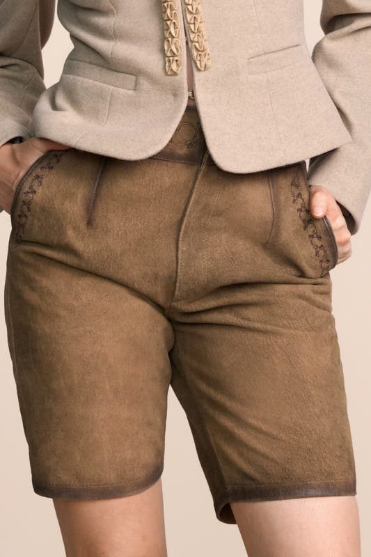 Alternative view of Lederhose Cecile