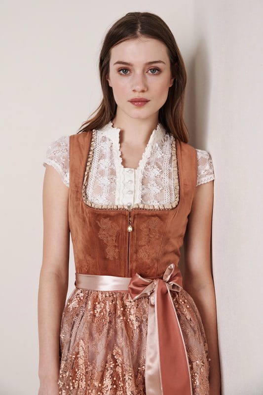 Alternative view of Dirndl Otilie (70cm)