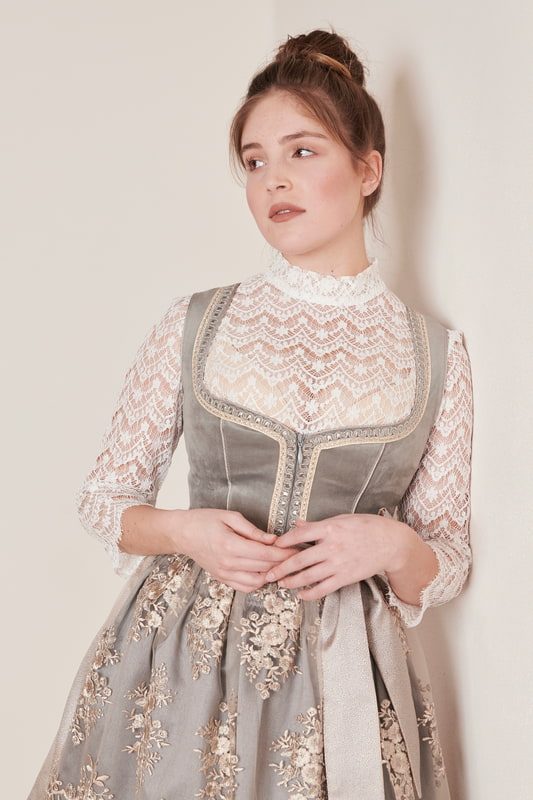 Alternative view of Dirndl Aurea (60cm)