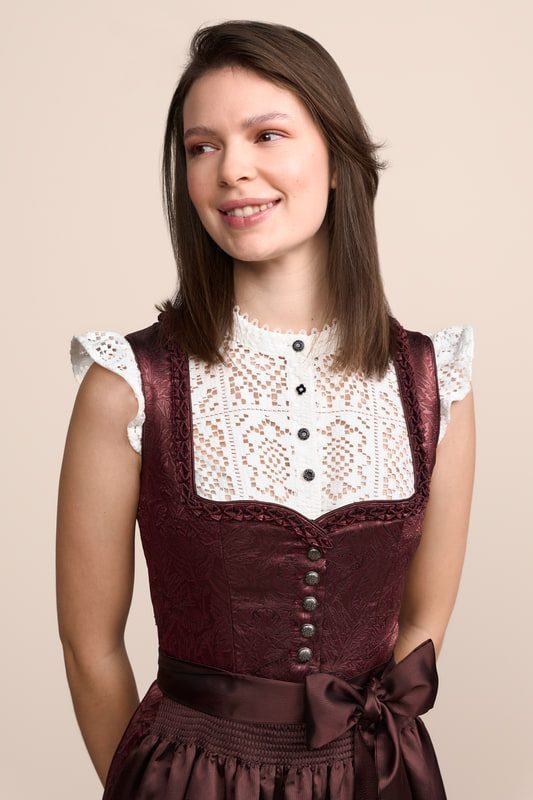 Alternative view of Dirndl Carline (70cm)