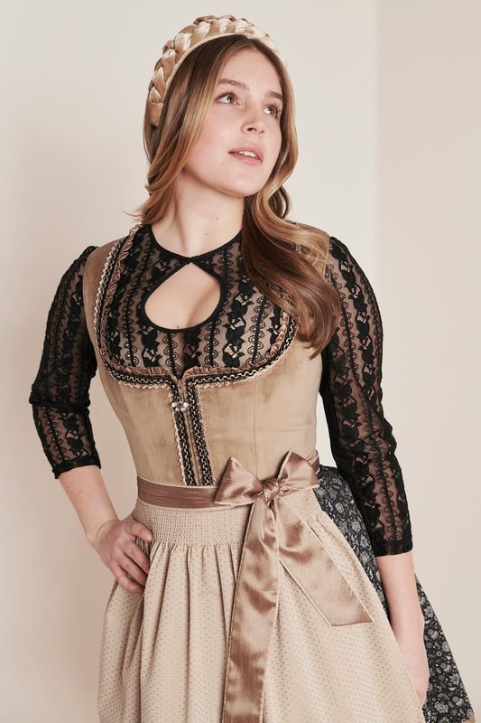 Alternative view of Dirndl Selene (50cm)