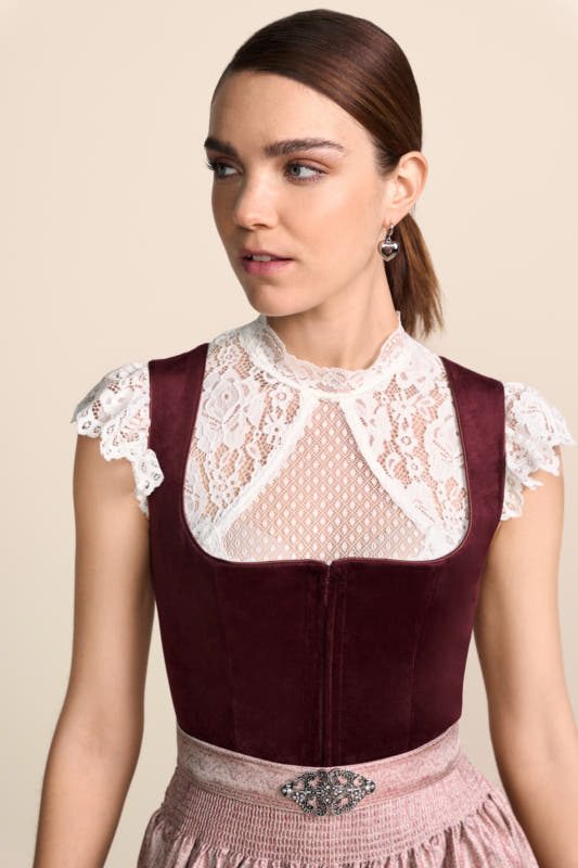 Alternative view of Dirndl Aurela (80cm)