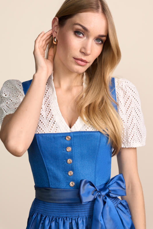 Alternative view of Dirndl Oda (70cm)