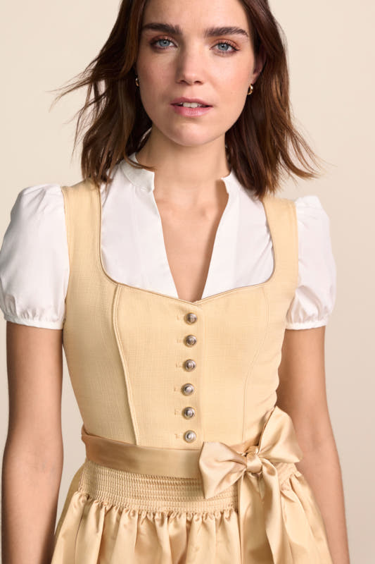 Alternative view of Dirndl Miralys (70cm)