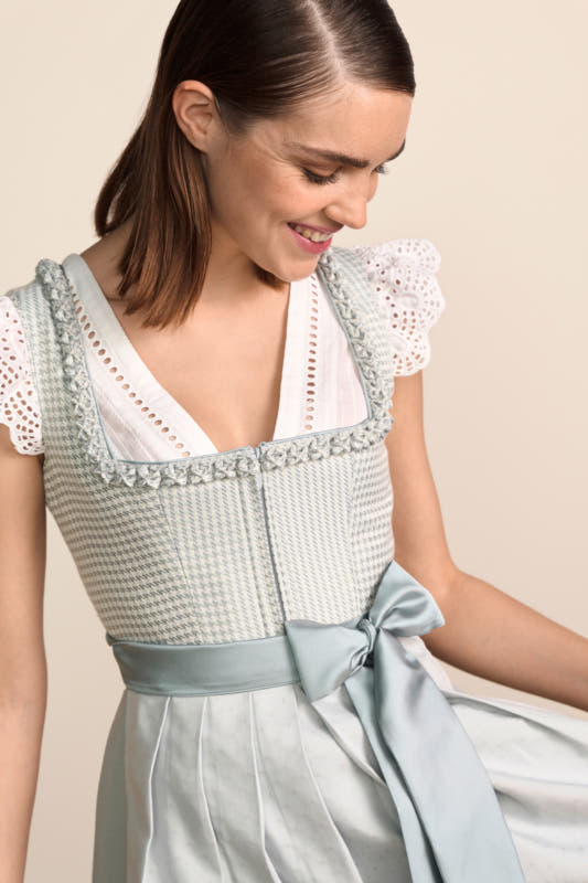 Alternative view of Dirndl Anjali (70cm)