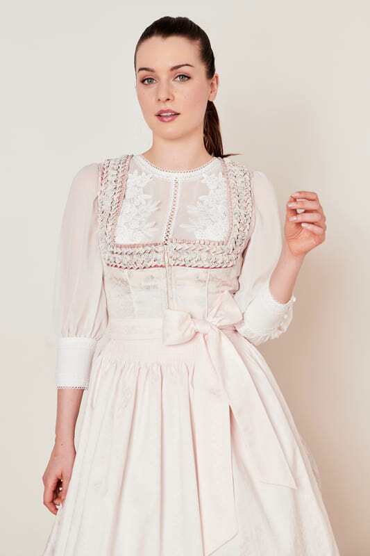 Alternative view of Dirndl Enrica (70cm)